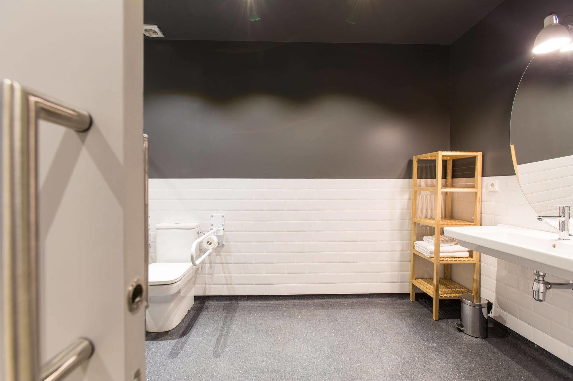 Izaila Plaza Catalunya Hotel Barcelona Bagian luar foto